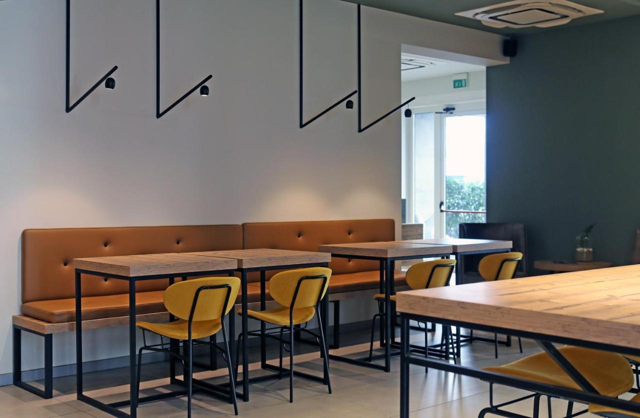 Meg Lifestyle Hotel & Apartaments Riccione Exterior photo